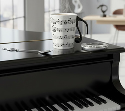 ZESTAW MUZYKA KUBEK UWERTURA Z ŁYŻECZKĄ MUZYCZNĄ PREZENT MELOMANA ARTYSTY