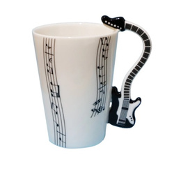 ZESTAW MUZYKA KUBEK GITARA CZARNA Z ŁYŻECZKĄ GITARĄ PREZENT DLA MELOMANA