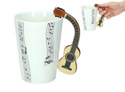 KUBEK MUZYKA GITARA KLASYCZNA PREZENT DLA GITARZYSTY FACETA CHŁOPAKA 250ML