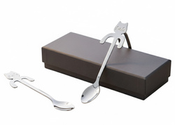 ŁYŻECZKI KOTKI SREBRNE 2 SZT +BOX PREZENTOWY PREZENT DLA KOCIARY NASTOLATKI