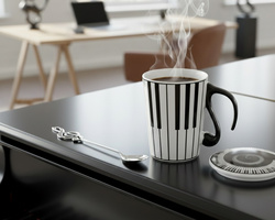 ZESTAW MUZYKA KUBEK KLAWISZE Z ŁYŻECZKĄ MUZYCZNĄ PREZENT MELOMANA ARTYSTY