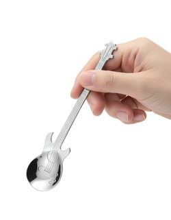 KUBEK GITARA KLASYCZNA Z ŁYŻECZKĄ GITARĄ PREZENT MELOMANA MUZYKA ELEGANCKI